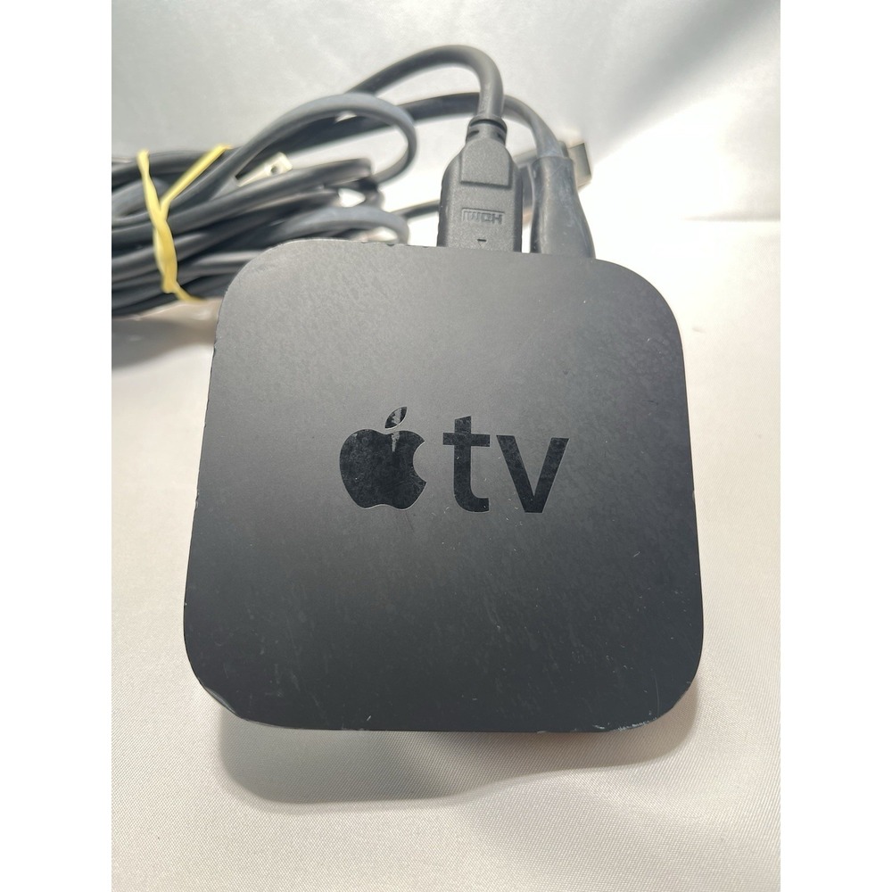 Apple TV (3rd Generation) 8GB Digital HD Media Streamer - Black W/HDMI